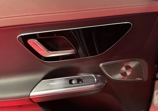 Mercedes-Benz EQE cena 520900 przebieg: 5, rok produkcji 2023 z Janikowo małe 137